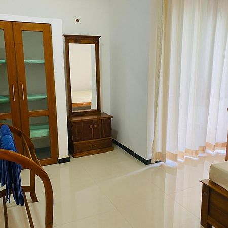 Navora Hotel Hikkaduwa Exterior photo